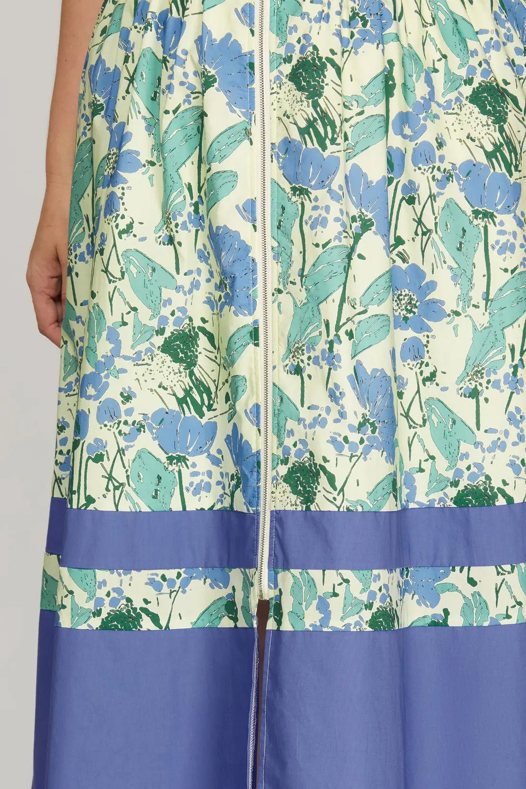 PLUS SIZE Blue Floral Bold Hem Midi Dress