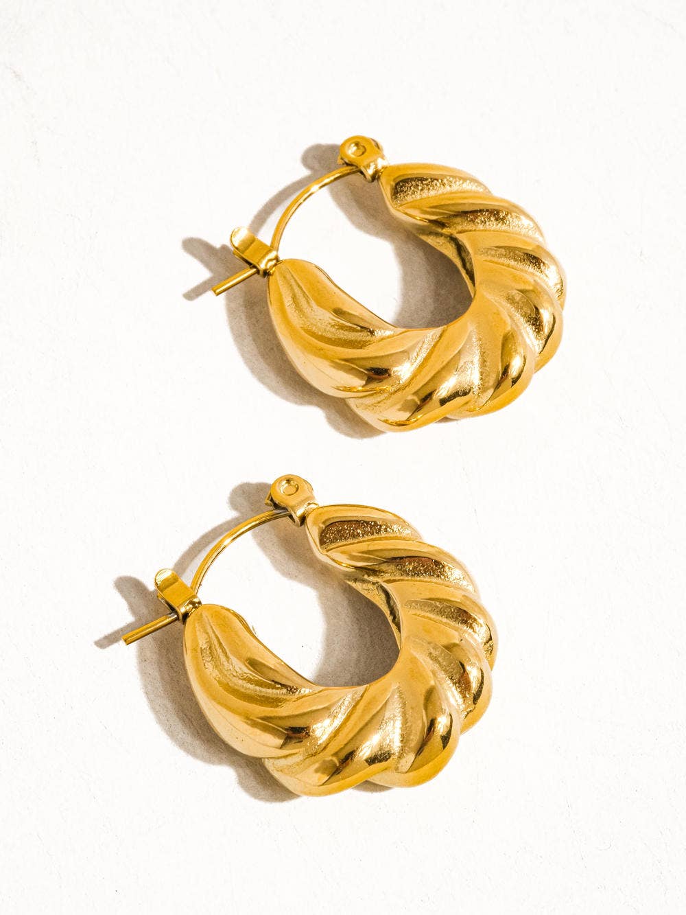 Kimberly 18K Gold Non-Tarnish Braided Hoop Earring: Yellow Gold