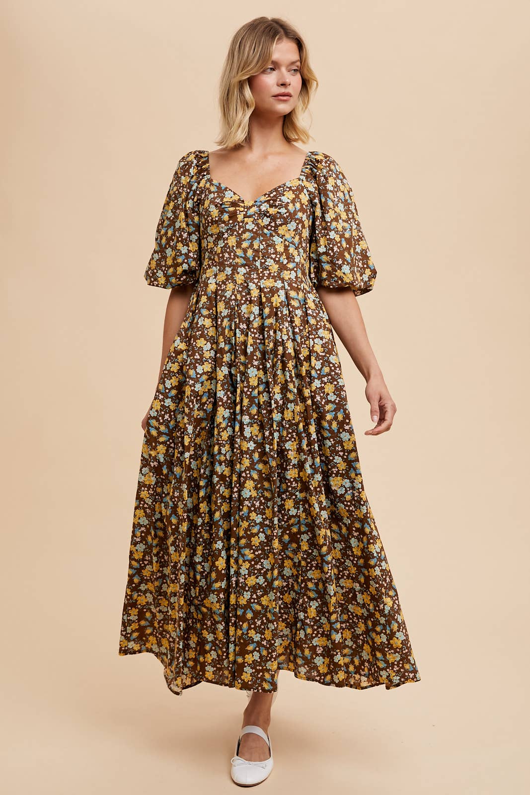 Country Girl Maxi Floral Dress in Mocha