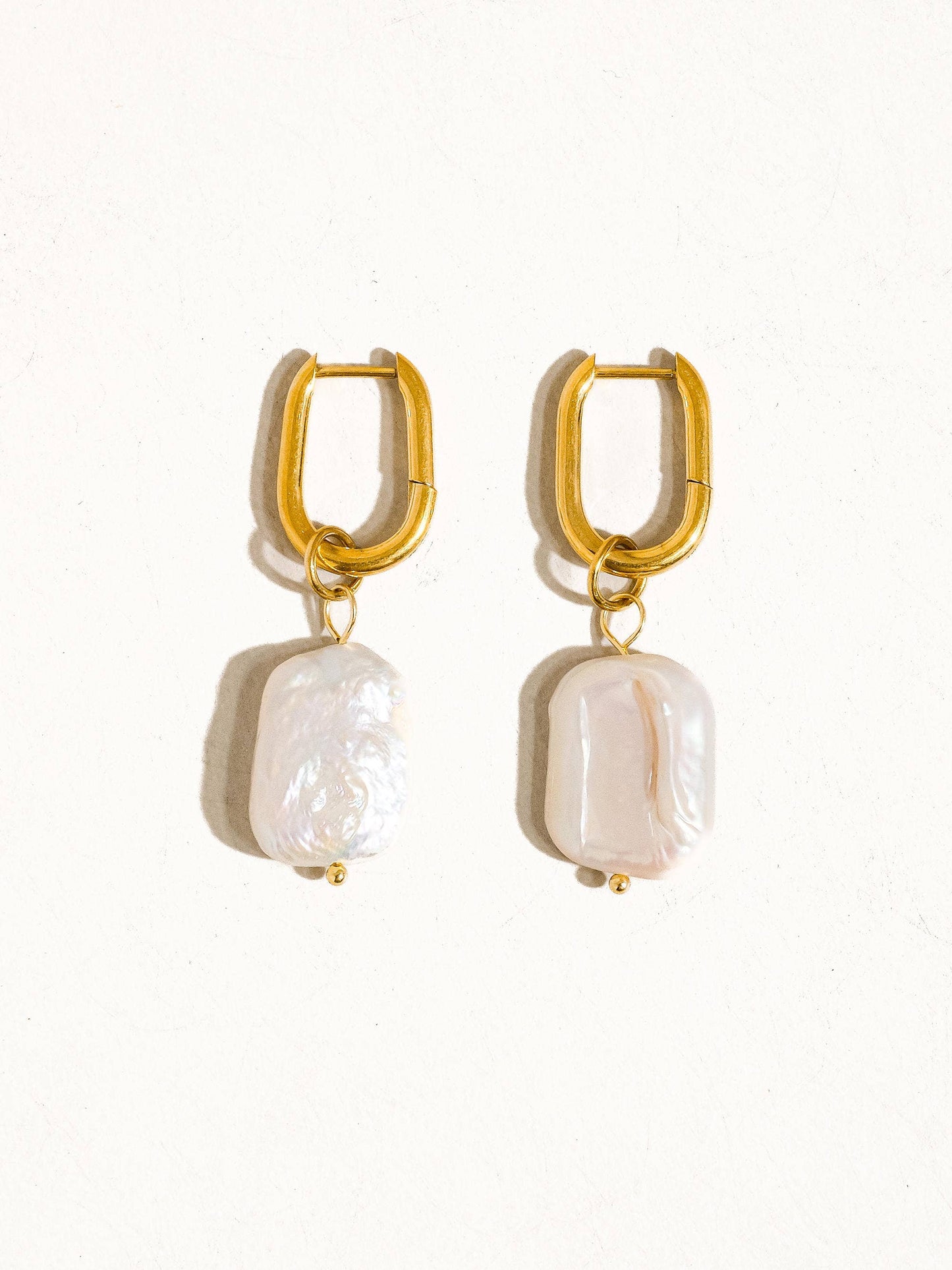 Zaina 18K Gold Non-Tarnish Classic Pearl Earring: Yellow Gold