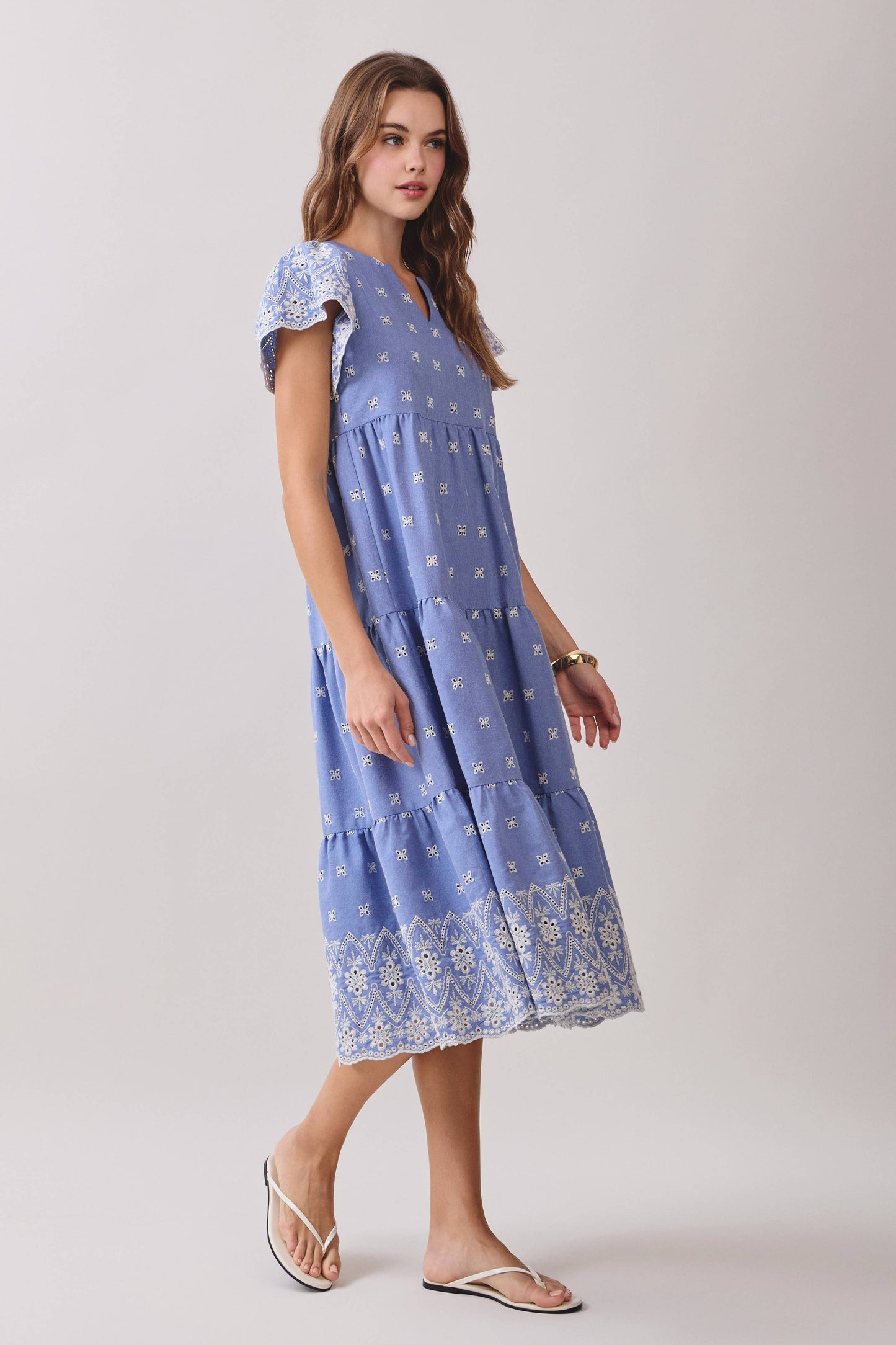 Embroidered Pattern Detail Midi Dress in Blue