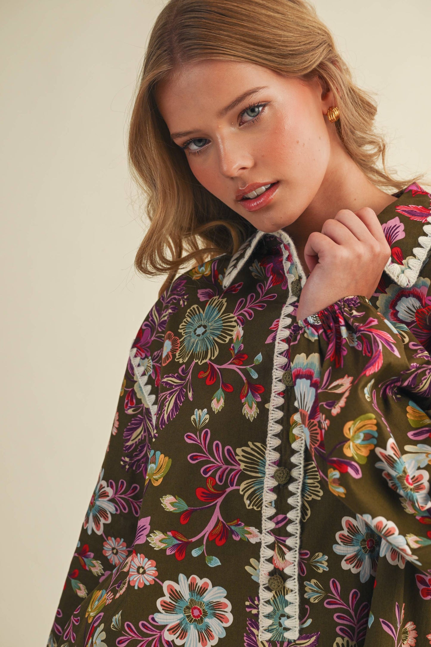 Blanket Stitch Floral Print Dress in Olive Multi