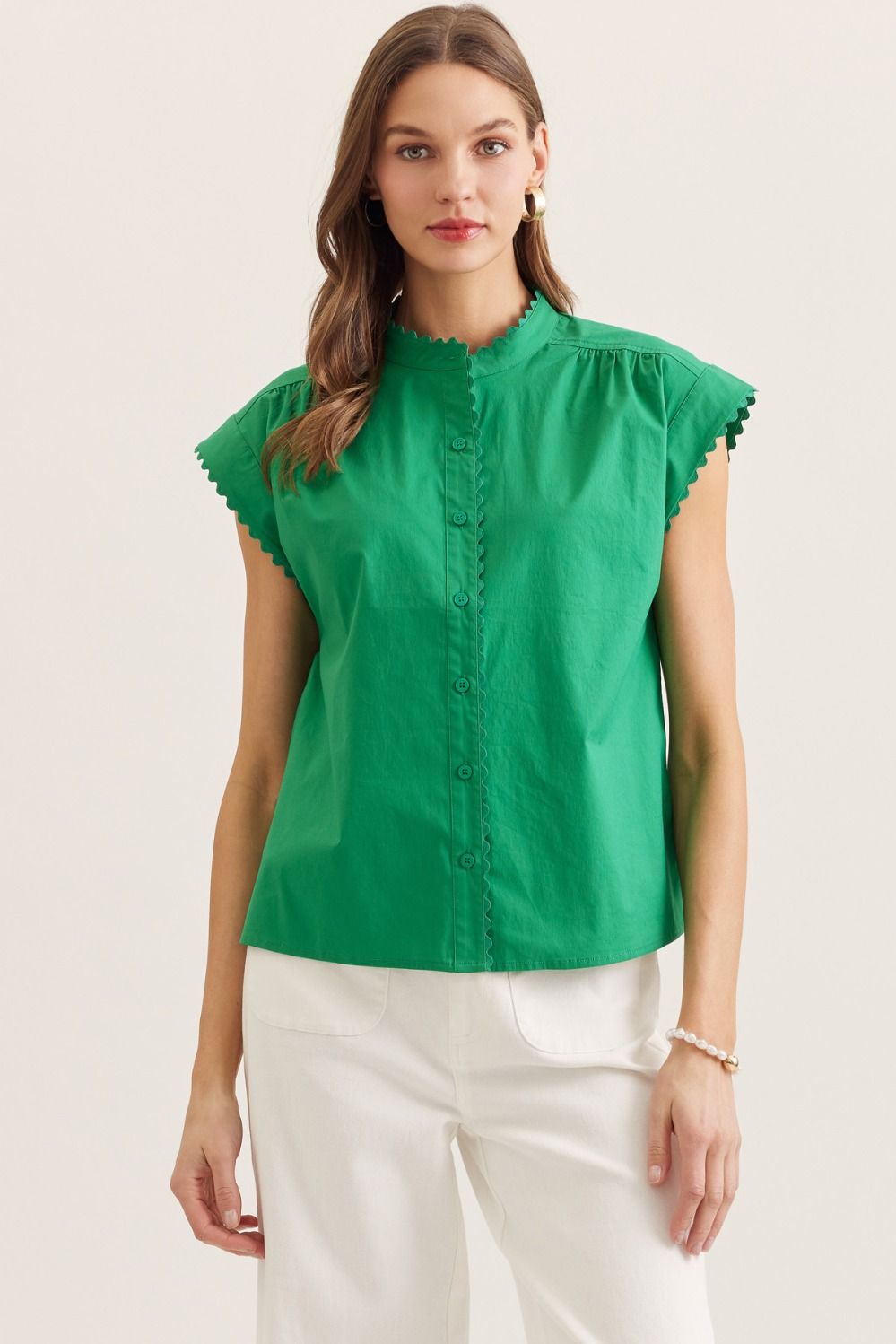 Scallop Detail Button Up Top in Kelly Green