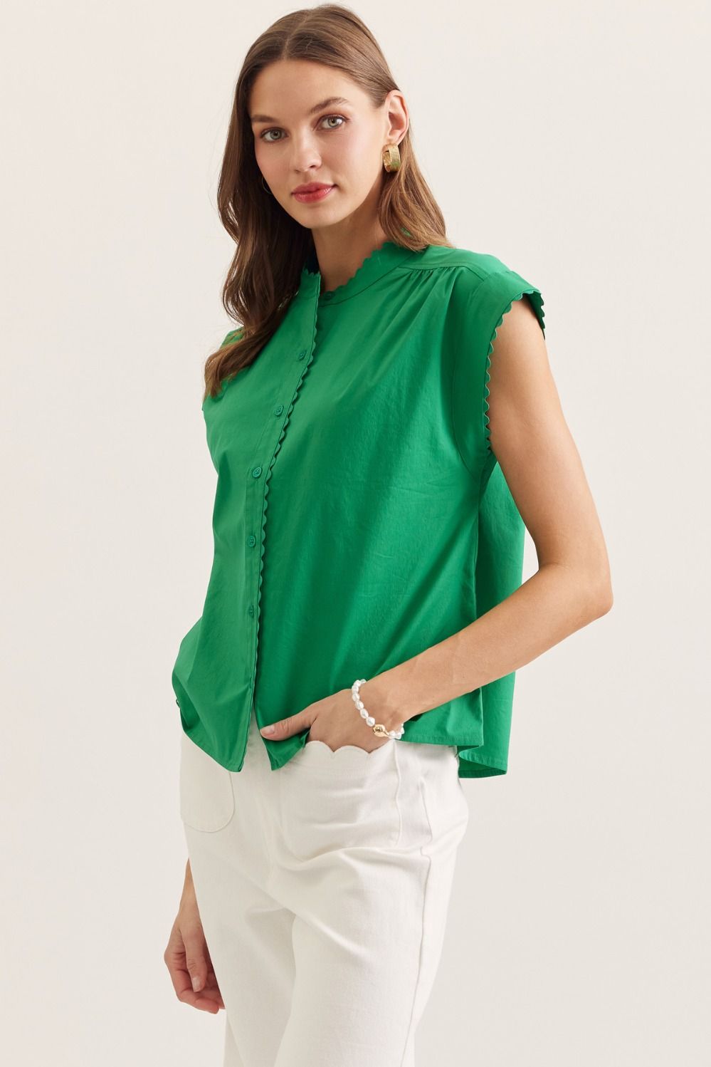 Scallop Detail Button Up Top in Kelly Green