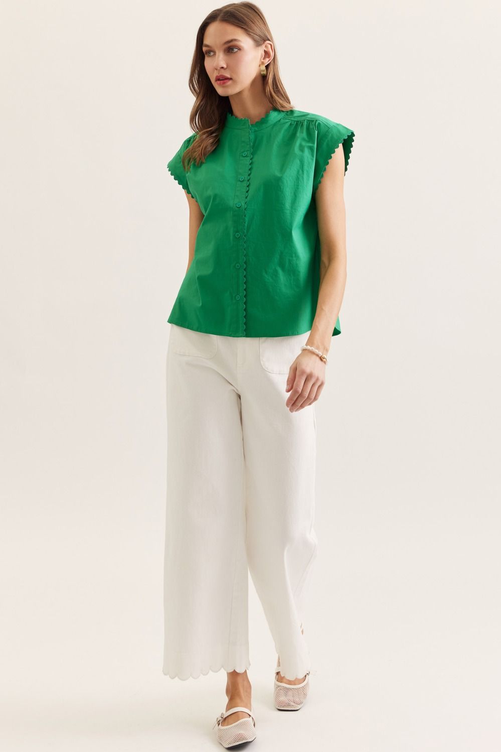 Scallop Detail Button Up Top in Kelly Green