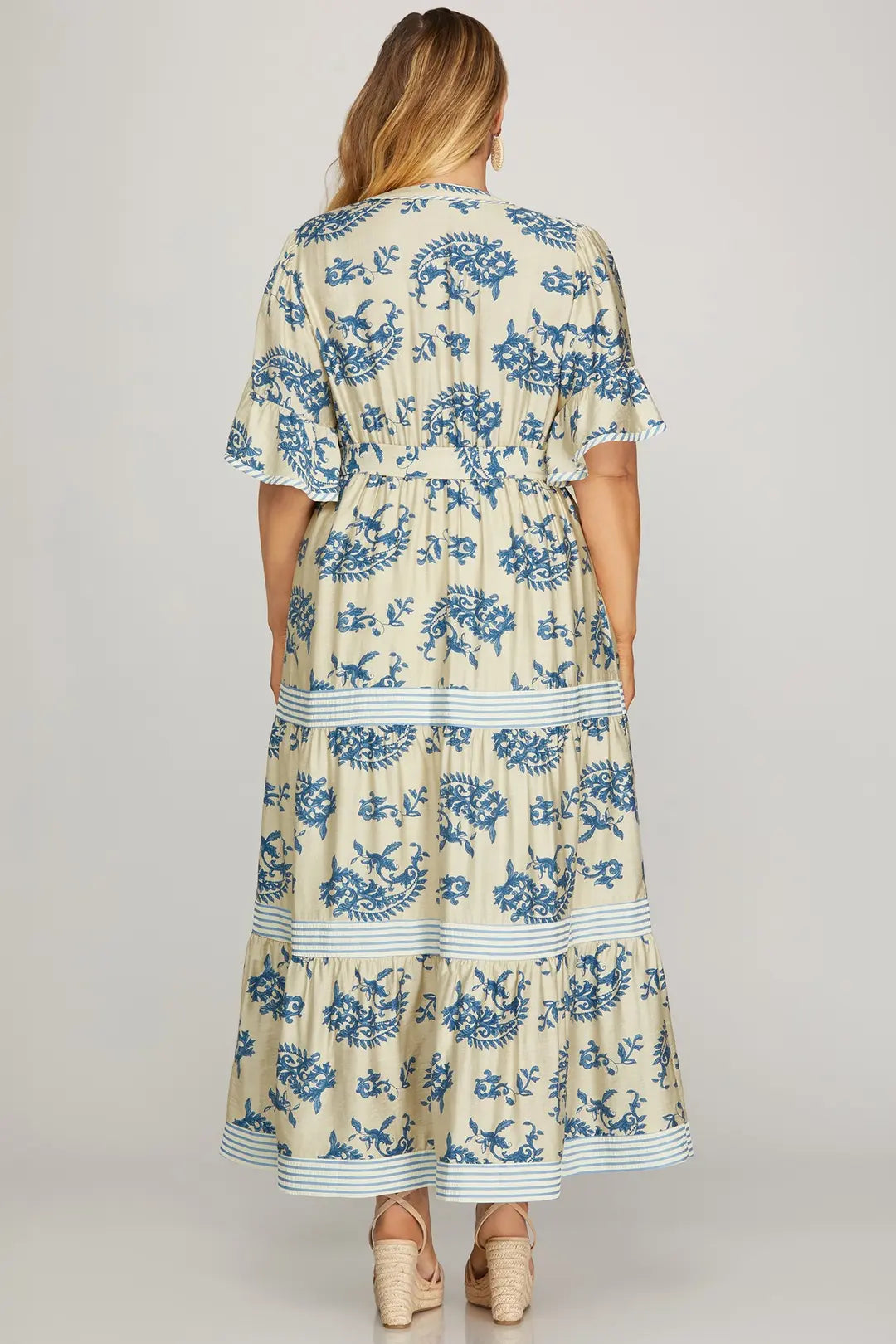 PLUS SIZE Blue Floral Print Midi Dress