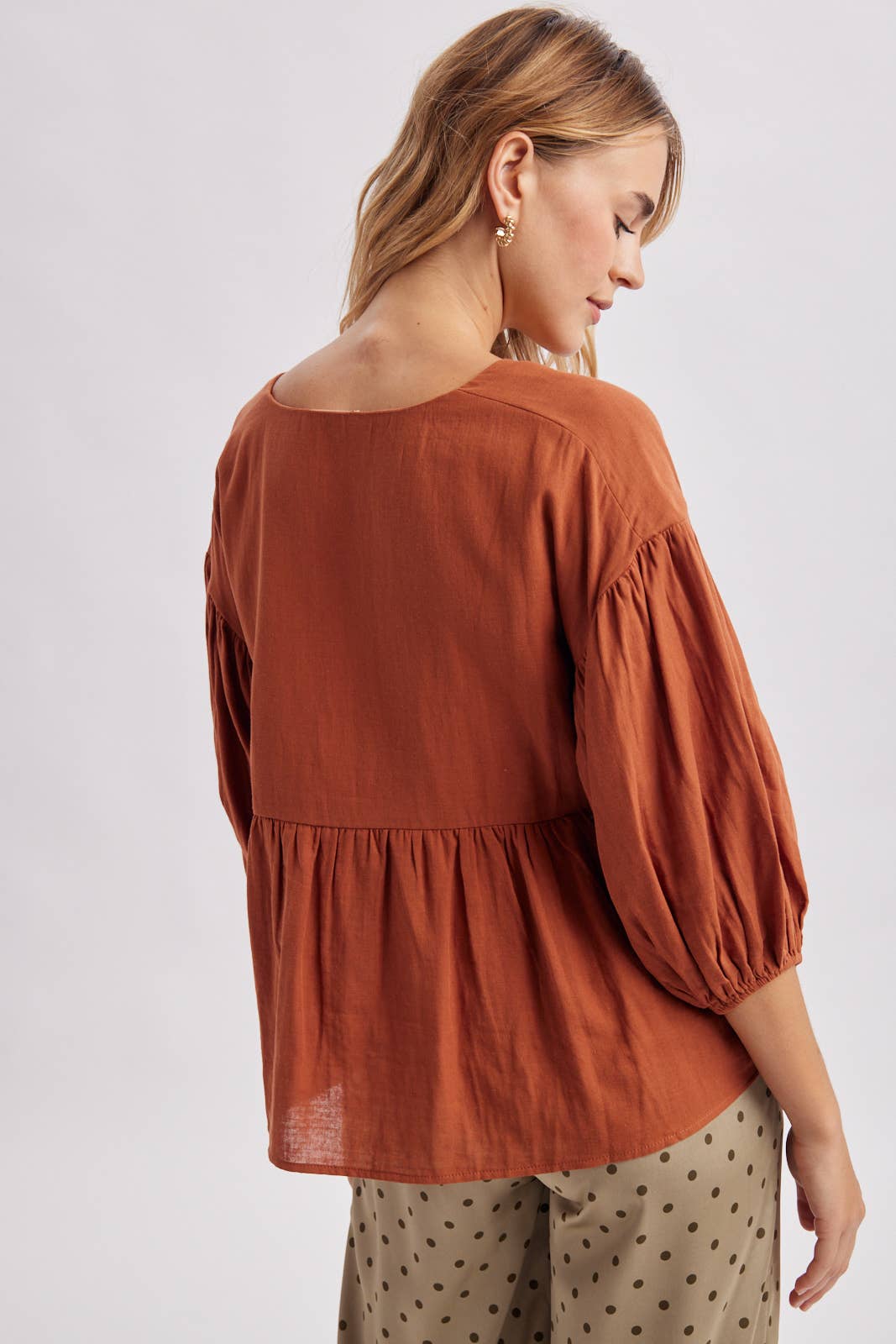 V-Neck Balloon Sleeve Top in Rust