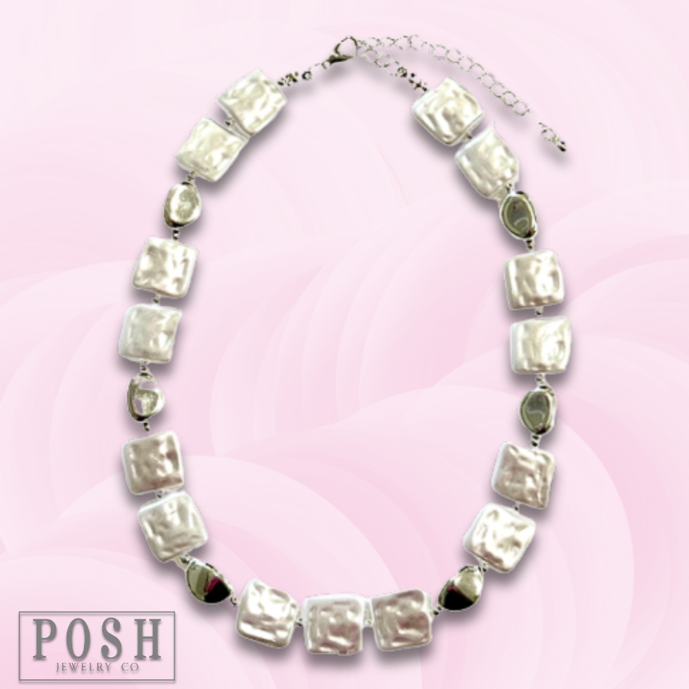Pearl bead necklace: Silver