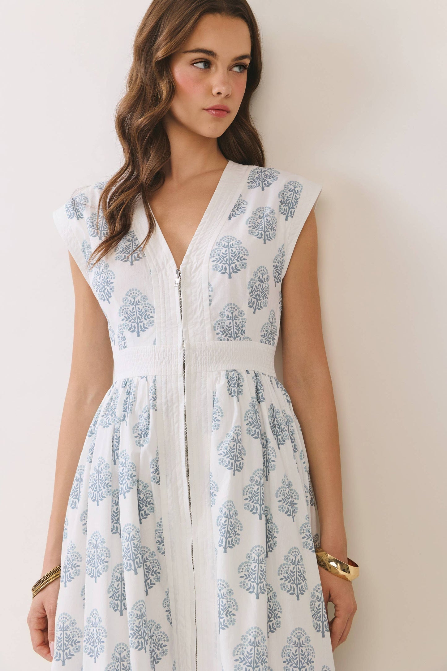 Floral Print Zipper Front Midi Dress in Blue and White