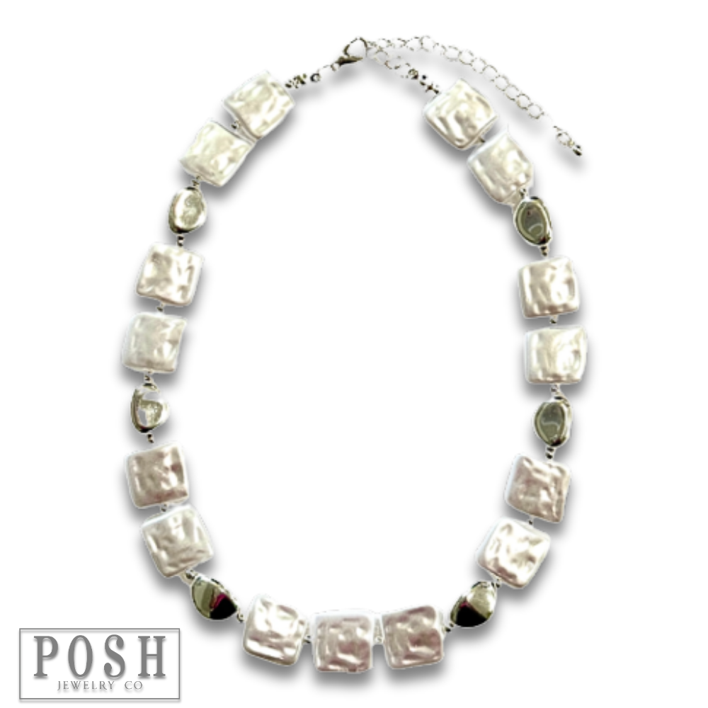 Pearl bead necklace: Silver